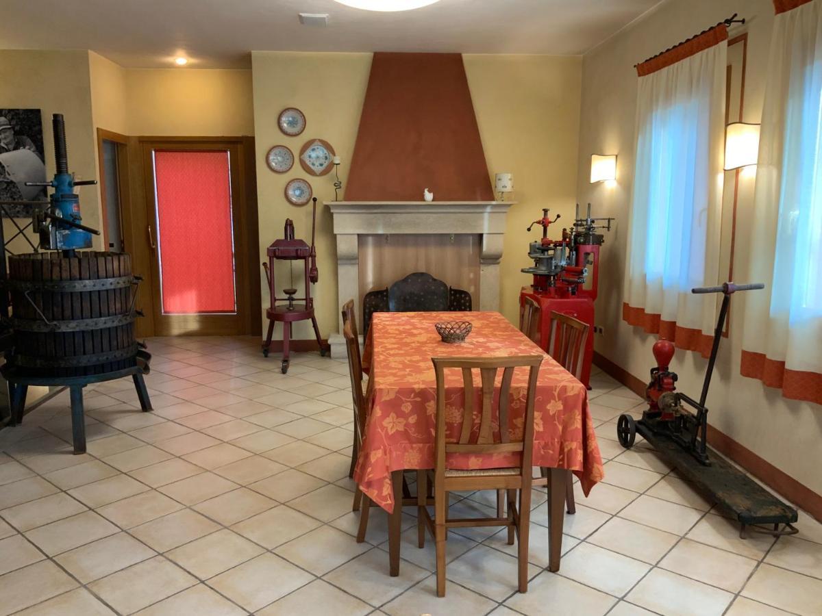La Valdella Bed & Breakfast Valdobbiadene Bagian luar foto